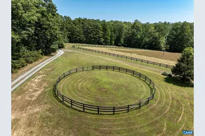 1128 Beaverdam Rd, Keswick, VA 22947 - Photo 9