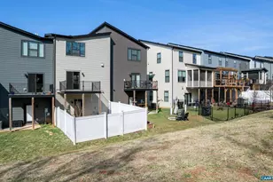 152 Junction Ln, Charlottesville, VA 22902 - Photo 17