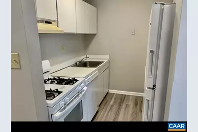 545 Burgoyne Rd #5, Charlottesville, VA 22901 - Photo 3