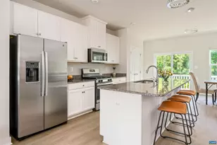 1942 Lois Ln, Charlottesville, VA 22911 - Photo 3