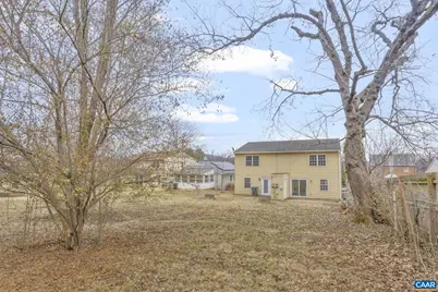 827 Saint Clair Ave, Charlottesville, VA 22902 - Photo 5