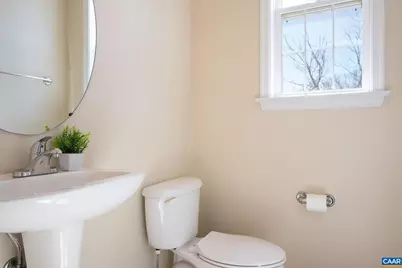 1041 Carrington Pl, Charlottesville, VA 22901 - Photo 7