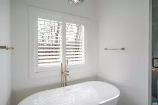 329 Carrsbrook Dr, Charlottesville, VA 22901 - Photo 37