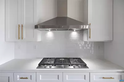 329 Carrsbrook Dr, Charlottesville, VA 22901 - Photo 9