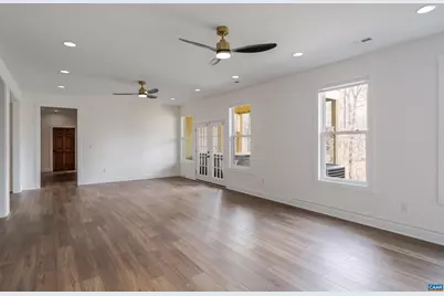 329 Carrsbrook Dr, Charlottesville, VA 22901 - Photo 43