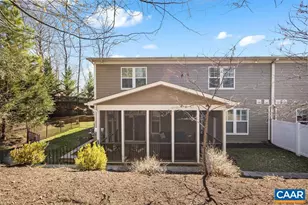 1417 Farrow Hill Ct, Charlottesville, VA 22901 - Photo 29