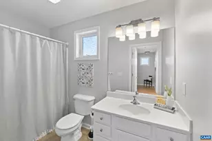 1004 Page St, Charlottesville, VA 22903 - Photo 27