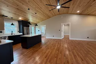 487 Montreal Ln, Shipman, VA 22971 - Photo 5