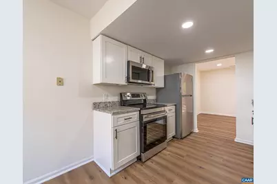 138 Scarborough Pl, Charlottesville, VA 22903 - Photo 11