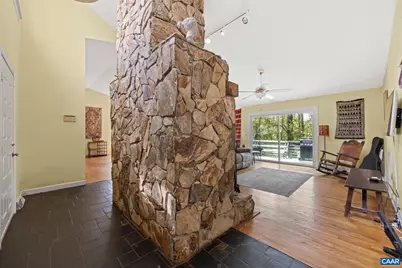 1880 North Pantops Dr, Charlottesville, VA 22911 - Photo 13
