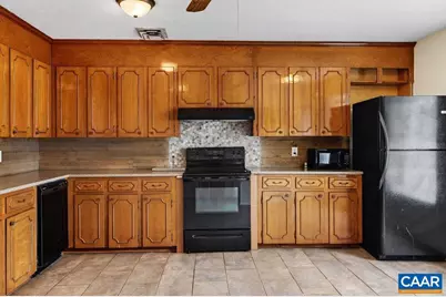 5694 Patrick Henry Hwy, Roseland, VA 22967 - Photo 13