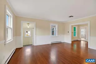 5694 Patrick Henry Hwy, Roseland, VA 22967 - Photo 5