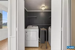 5694 Patrick Henry Hwy, Roseland, VA 22967 - Photo 41