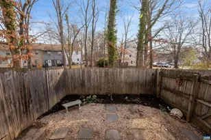 1614 Garden Ct, Charlottesville, VA 22901 - Photo 15