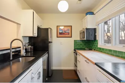 1614 Garden Ct, Charlottesville, VA 22901 - Photo 7