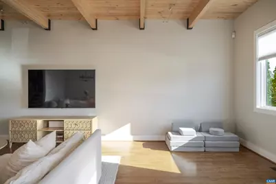 575 Lochlyn Hill Dr, Charlottesville, VA 22901 - Photo 9