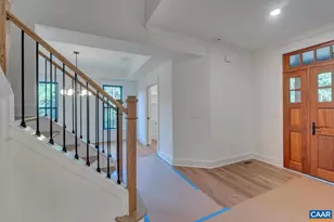 42 Borthwick St, Crozet, VA 22932 - Photo 5