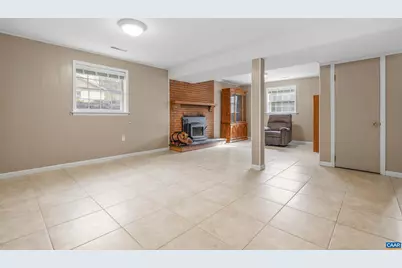 2417 Commonwealth Dr, Charlottesville, VA 22901 - Photo 25