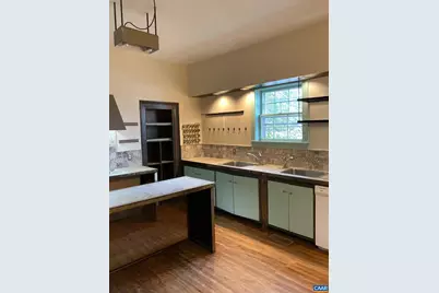 852 West St, Charlottesville, VA 22902 - Photo 9
