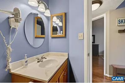 745 Laurelwood Condos #745, Roseland, VA 22967 - Photo 17