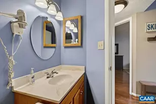 745 Laurelwood Condos, Roseland, VA 22967 - Photo 17