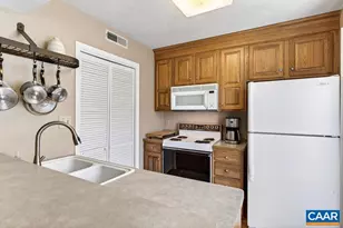 745 Laurelwood Condos, Roseland, VA 22967 - Photo 5