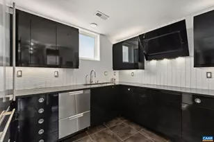 200 Garrett St, Charlottesville, VA 22902 - Photo 9