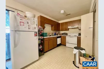 975 Rives St, Charlottesville, VA 22902 - Photo 5