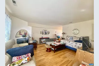 975 Rives St, Charlottesville, VA 22902 - Photo 3