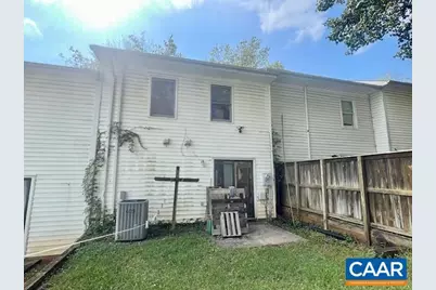 975 Rives St, Charlottesville, VA 22902 - Photo 9