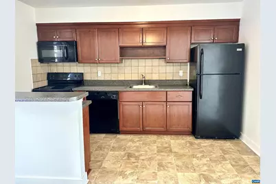 845 Fountain Ct #C, Charlottesville, VA 22901 - Photo 7