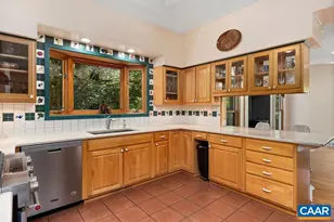 5864 Wyant Ln, Charlottesville, VA 22903 - Photo 13