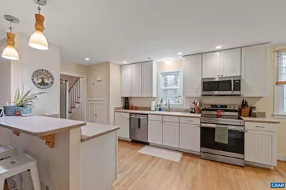 1721 Solomon Rd, Charlottesville, VA 22901 - Photo 7