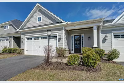 821 Heathfield Ln, Crozet, VA 22932 - Photo 1