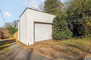 1016 Elliott Ave, Charlottesville, VA 22902 - Photo 13