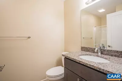 630 Park St #R, Charlottesville, VA 22902 - Photo 9