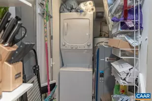 250 W Main St, Charlottesville, VA 22902 - Photo 15