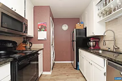 1242 Clifden Greene, Charlottesville, VA 22901 - Photo 5