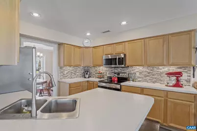 1095 Autumn Hill Ct, Crozet, VA 22932 - Photo 9