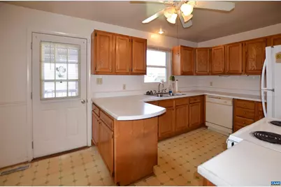 1646 Meridian St, Charlottesville, VA 22902 - Photo 13