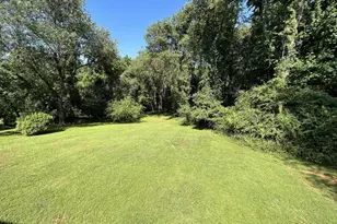 2424 Holkham Dr, Charlottesville, VA 22901 - Photo 9