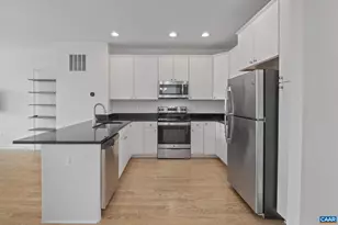 1429 Midland St, Charlottesville, VA 22902 - Photo 11