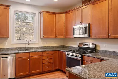 1627 Sawgrass Ct, Charlottesville, VA 22901 - Photo 9