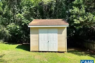 1087 Wintergreen Ln, Charlottesville, VA 22903 - Photo 11