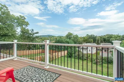 402 NE 13th St, Charlottesville, VA 22902 - Photo 7