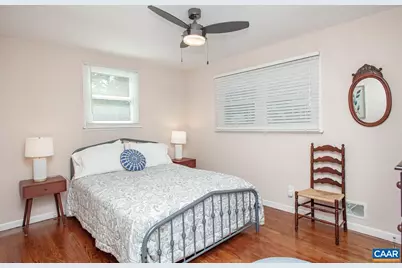 402 NE 13th St, Charlottesville, VA 22902 - Photo 27