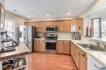 1033 Somer Chase Ct, Charlottesville, VA 22911 - Photo 5