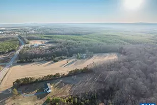 25805 N James Madison Hwy, New Canton, VA 23123 - Photo 5