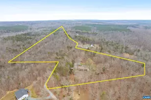 3205 Polecat Crk Ln, Scottsville, VA 24590 - Photo 13