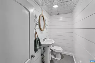 4941/4939 Richmond Rd, Keswick, VA 22947 - Photo 31